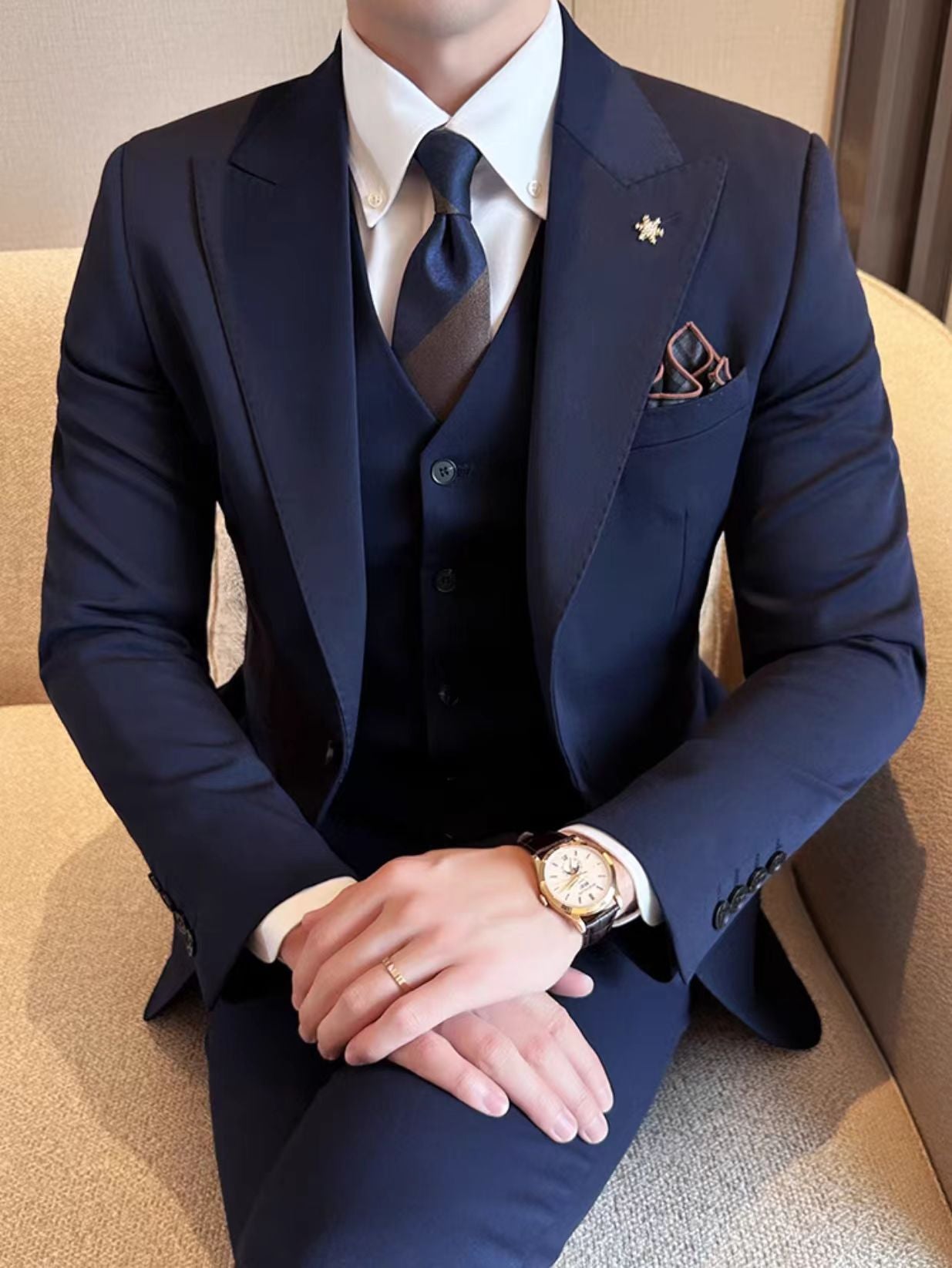 Y1268 Business formal suit three-piece suit (customizable)