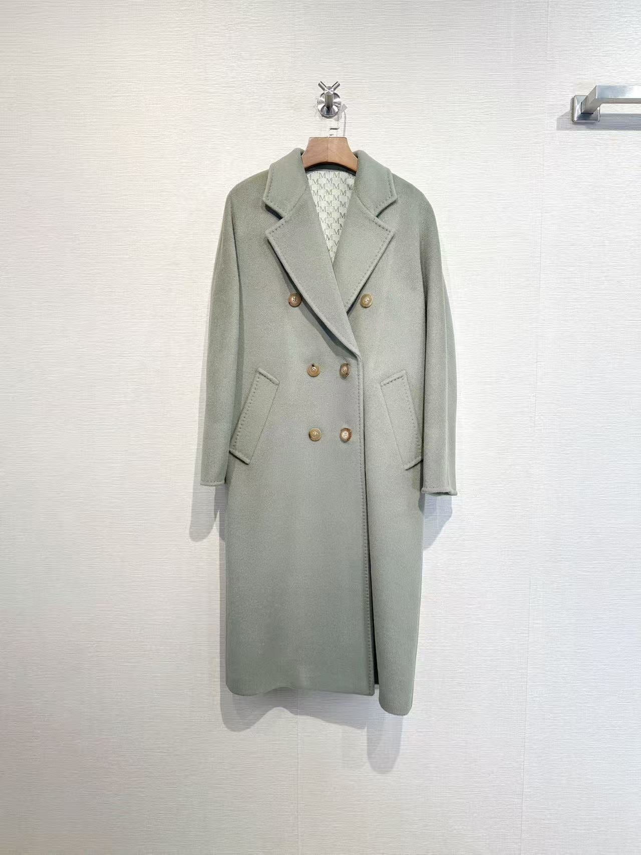 M001 women's coat