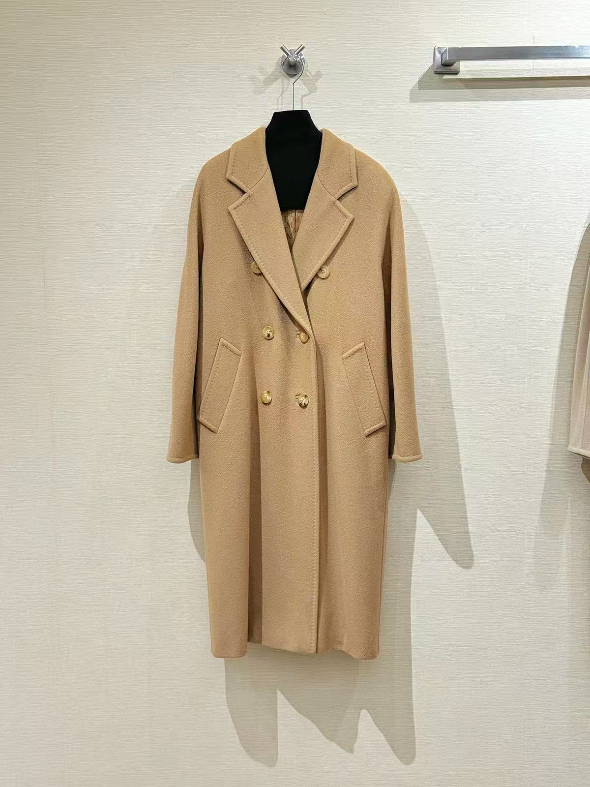 S023 women's coat