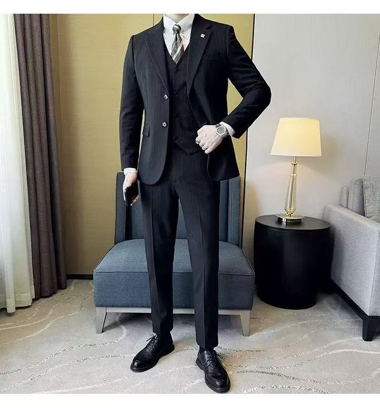 Y3365 Men's Suit