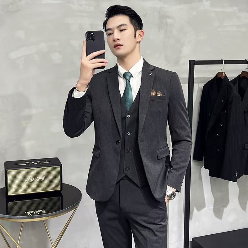 Y3893 Men's Suit